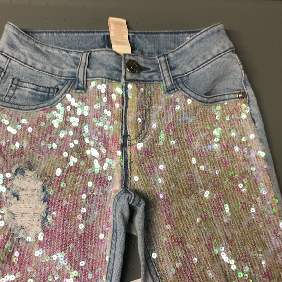 Sequence distressed jeans. - Picture 3 of 6